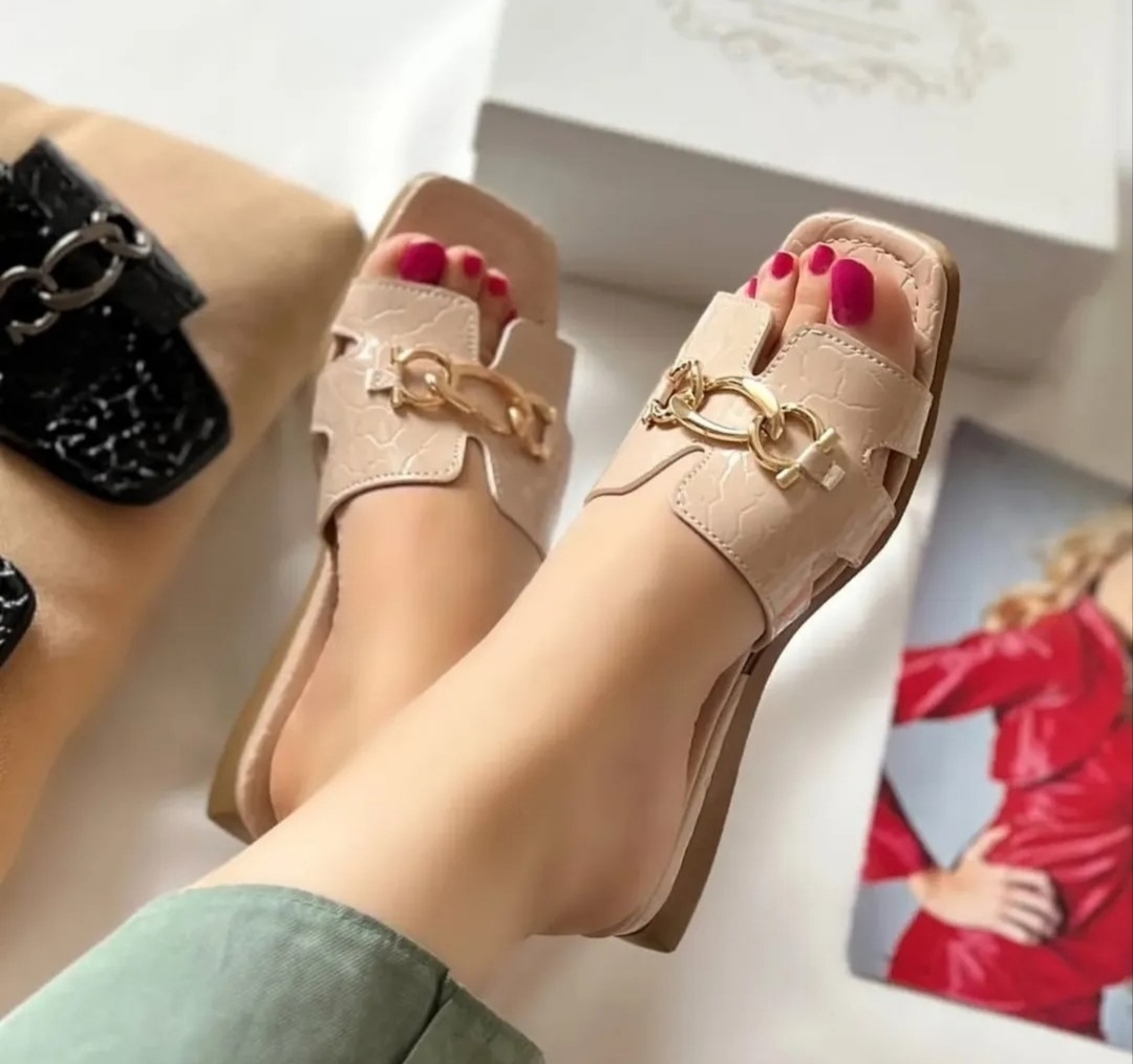 صندل زنانه مدل زنجیری
